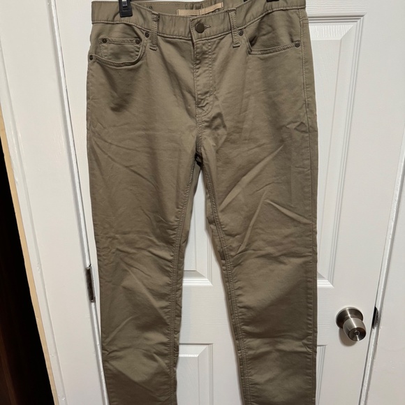 Men’s slim fit travel pant from Banana Republic | 32x32 - Picture 3 of 10